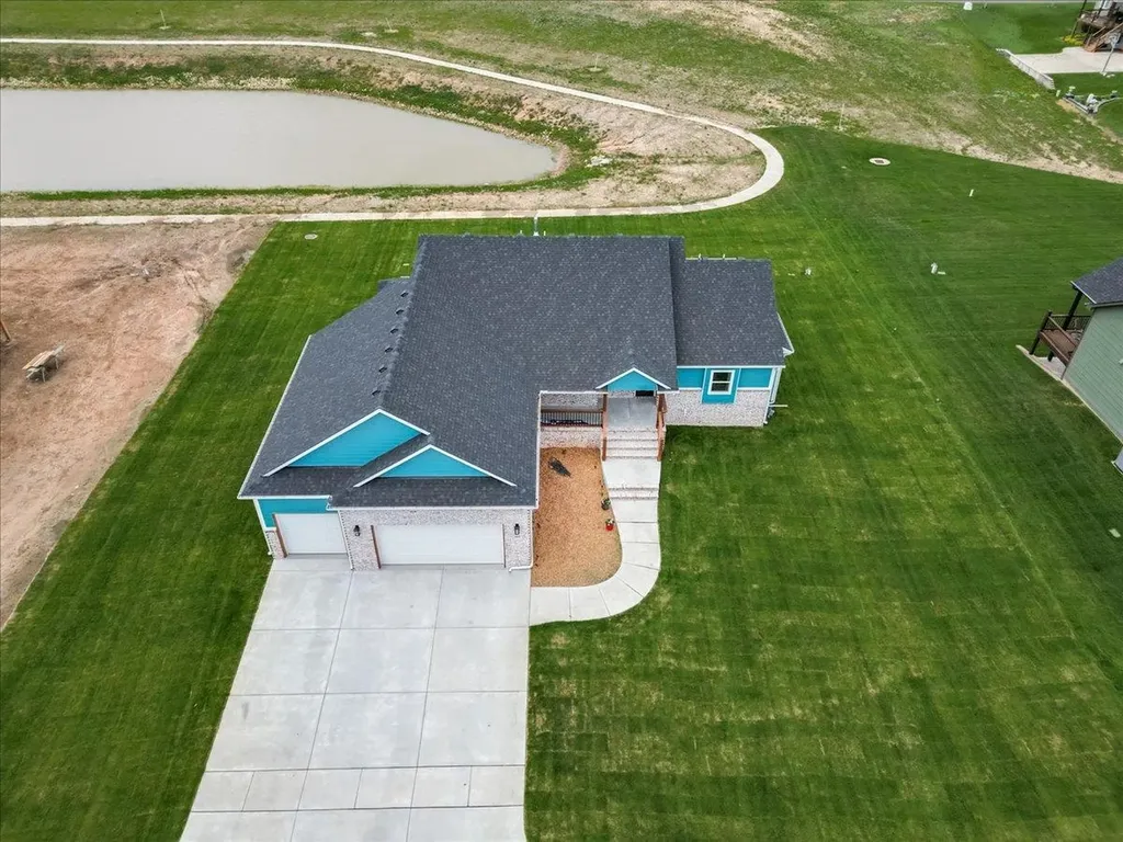 464 S Stoney Creek Street Clearwater KS 67026