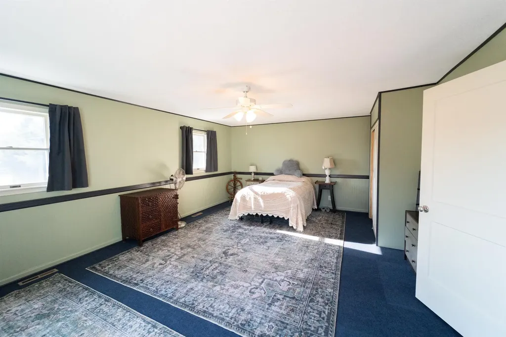 215 Spruce Halstead KS 67056