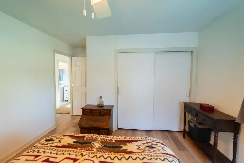 215 Spruce Halstead KS 67056
