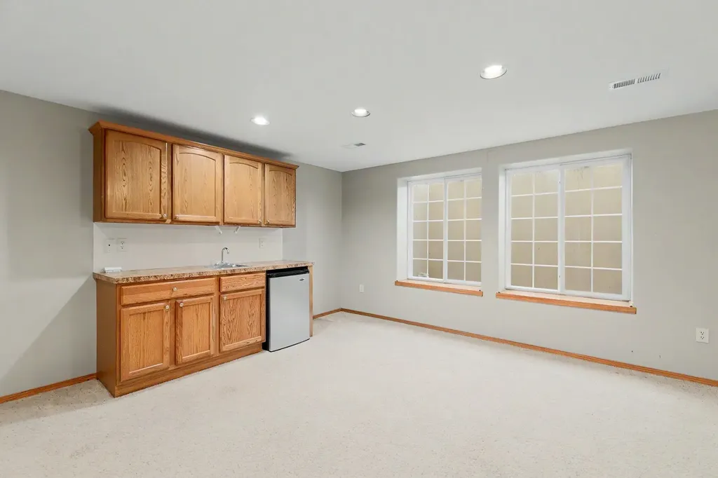 8025 W Suncrest Wichita KS 67212