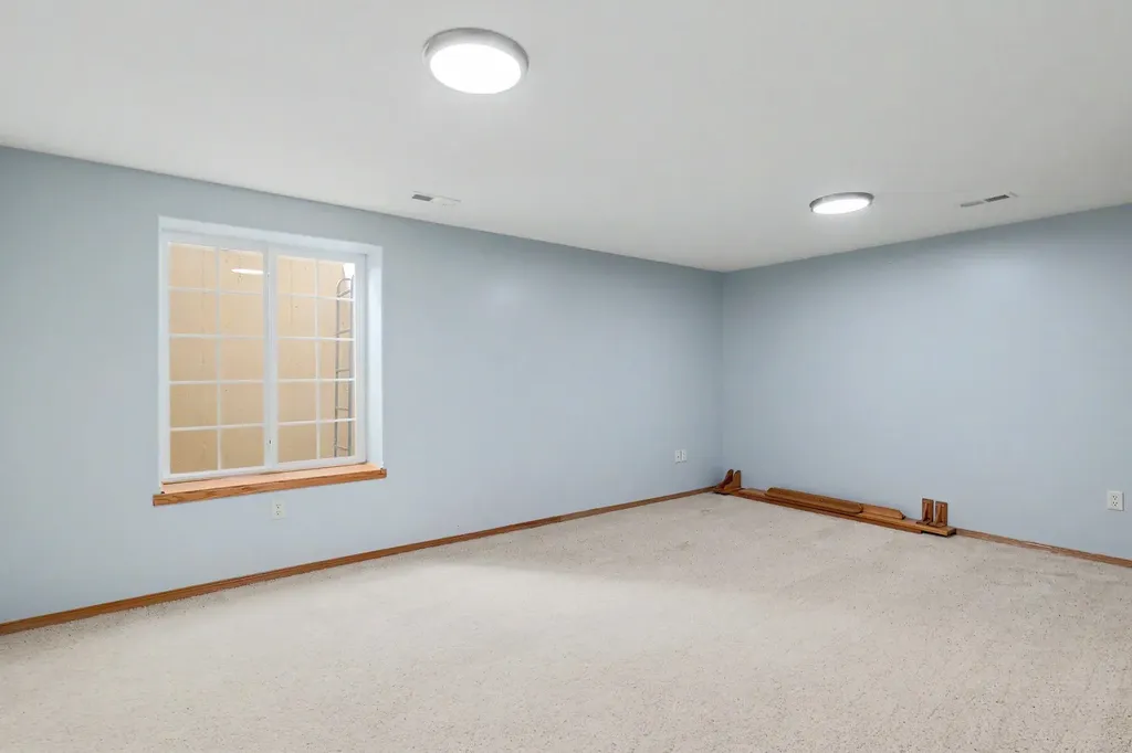 8025 W Suncrest Wichita KS 67212