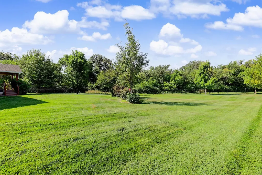 8025 W Suncrest Wichita KS 67212