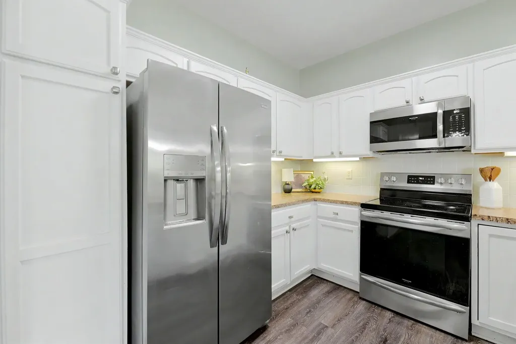8025 W Suncrest Wichita KS 67212