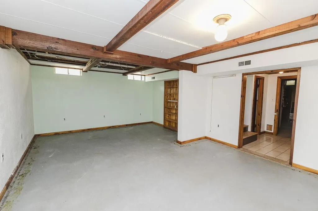 7231 N 263rd Mount Hope KS 67108