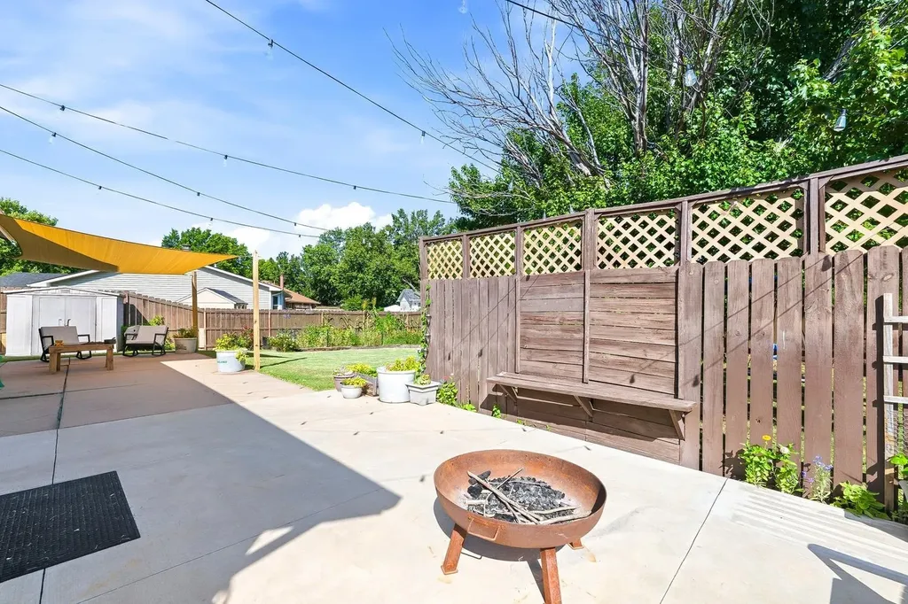 1150 S Burrus Street Wichita KS 67207