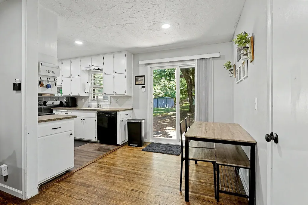 1314 N Westview Drive Derby KS 67037
