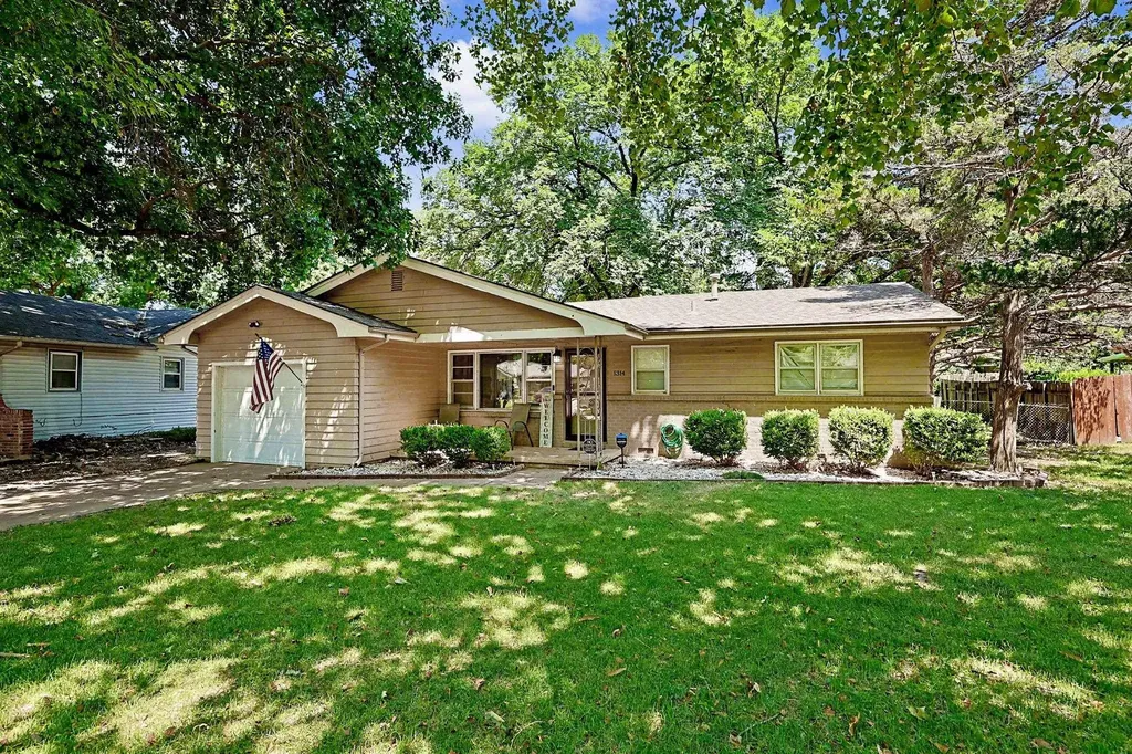 1314 N Westview Drive Derby KS 67037