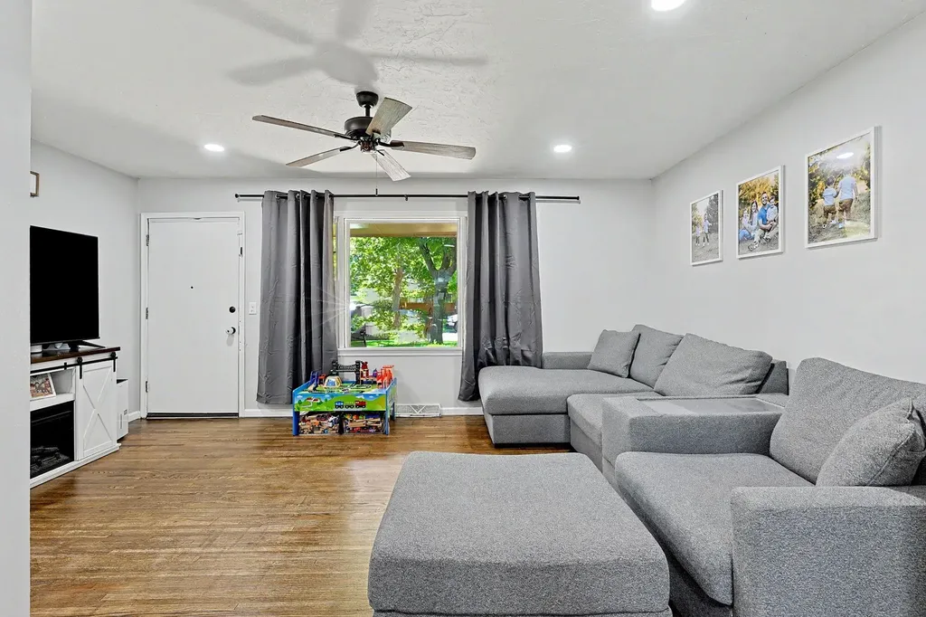 1314 N Westview Drive Derby KS 67037