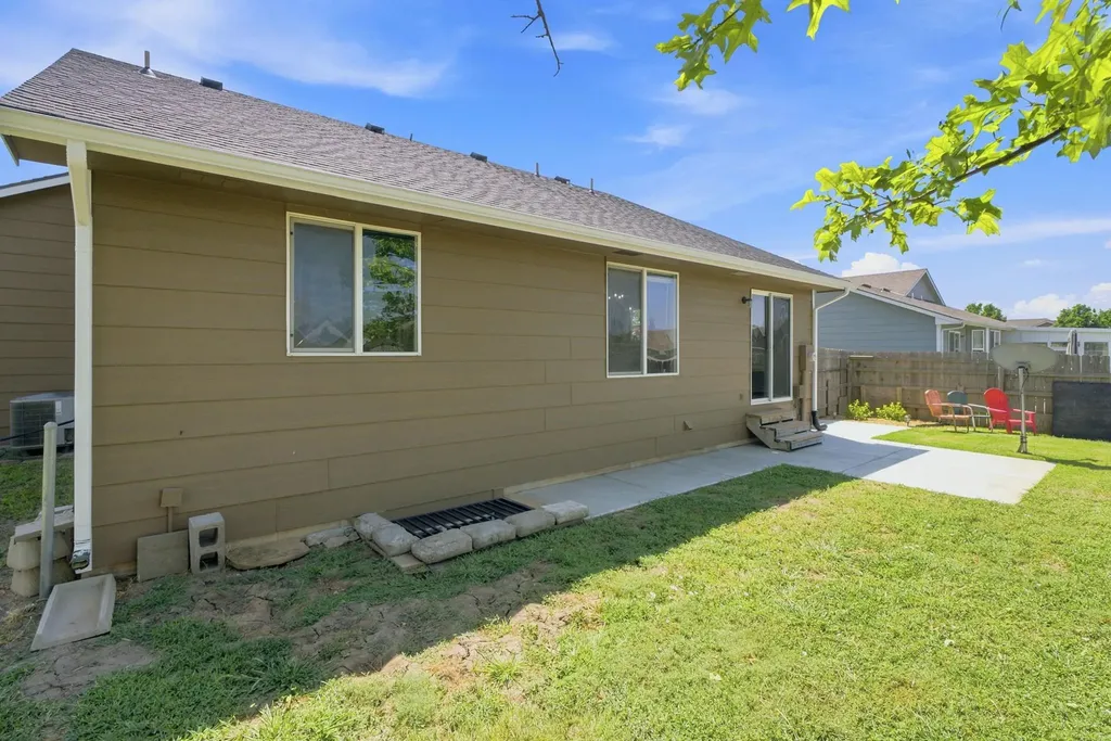 2919 N Emerson Street Derby KS 67037