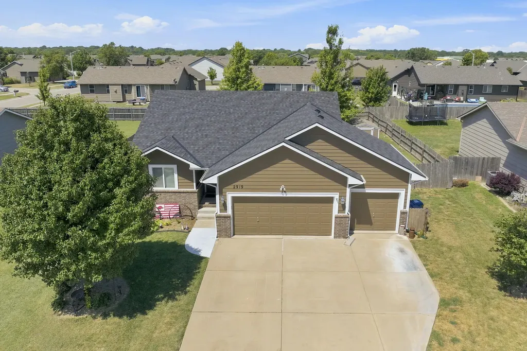 2919 N Emerson Street Derby KS 67037
