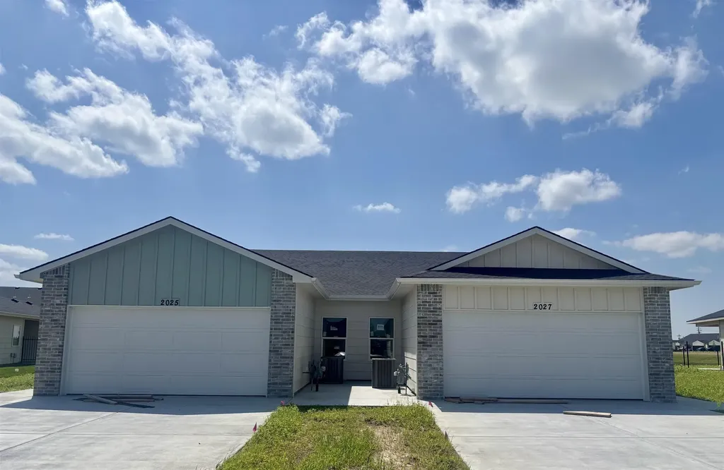 2027 N Melody Lane Goddard KS 67052