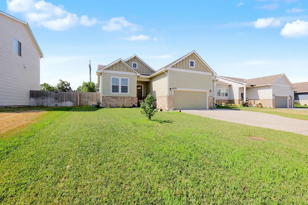 1125 E Prairie Hill Circle Park City KS 67219