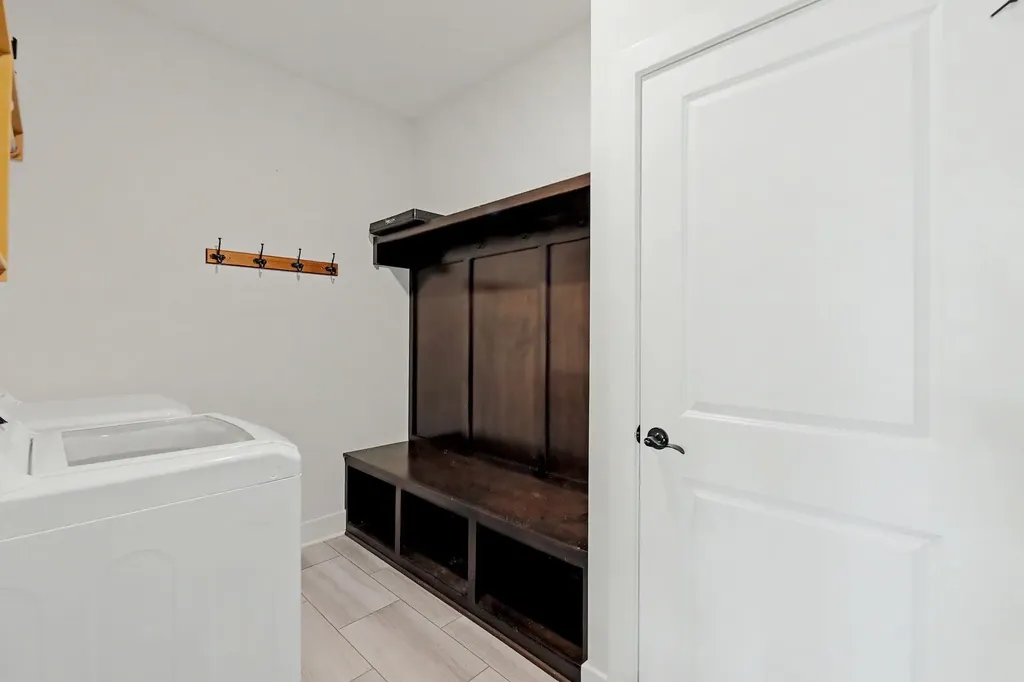 1125 E Prairie Hill Circle Park City KS 67219