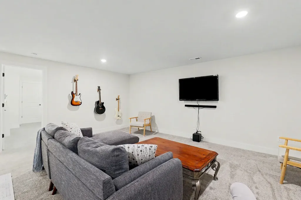 1125 E Prairie Hill Circle Park City KS 67219