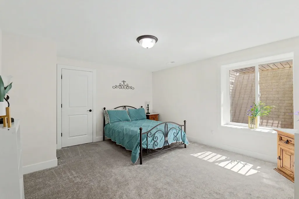 1125 E Prairie Hill Circle Park City KS 67219