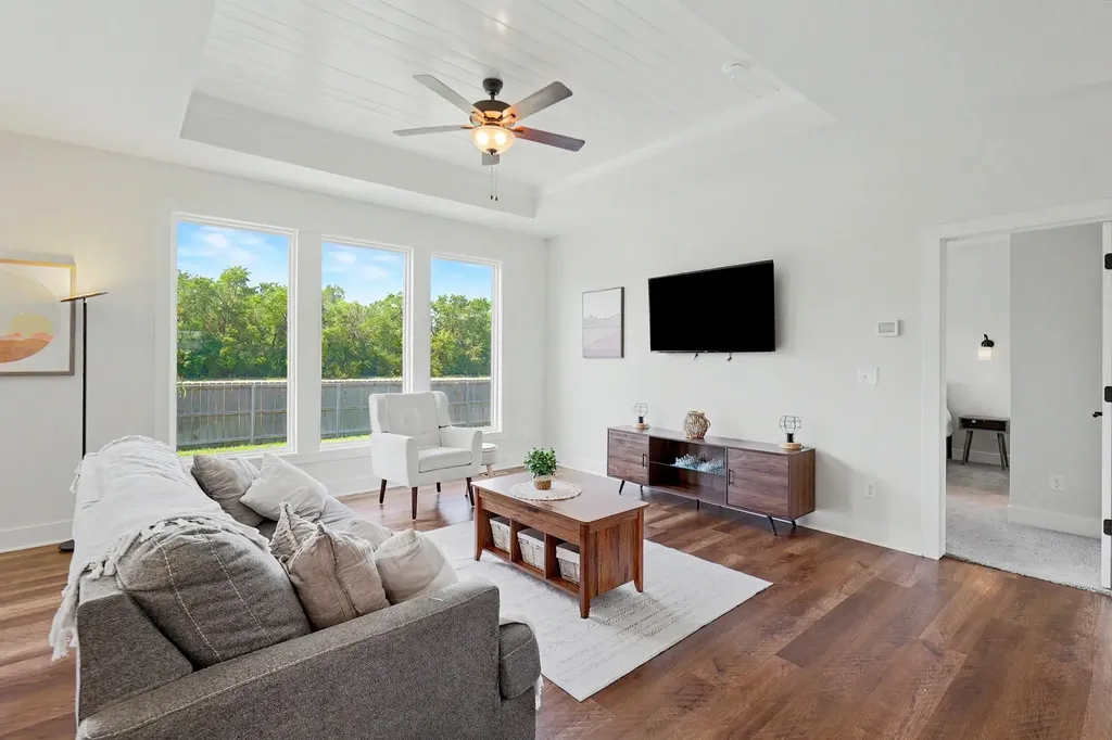1125 E Prairie Hill Circle Park City KS 67219