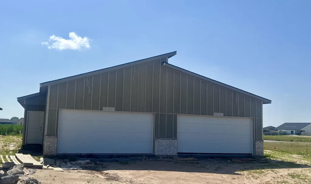15434 W Josephine Goddard KS 67052