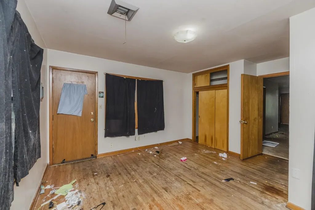 3807 Grail Wichita KS 67218