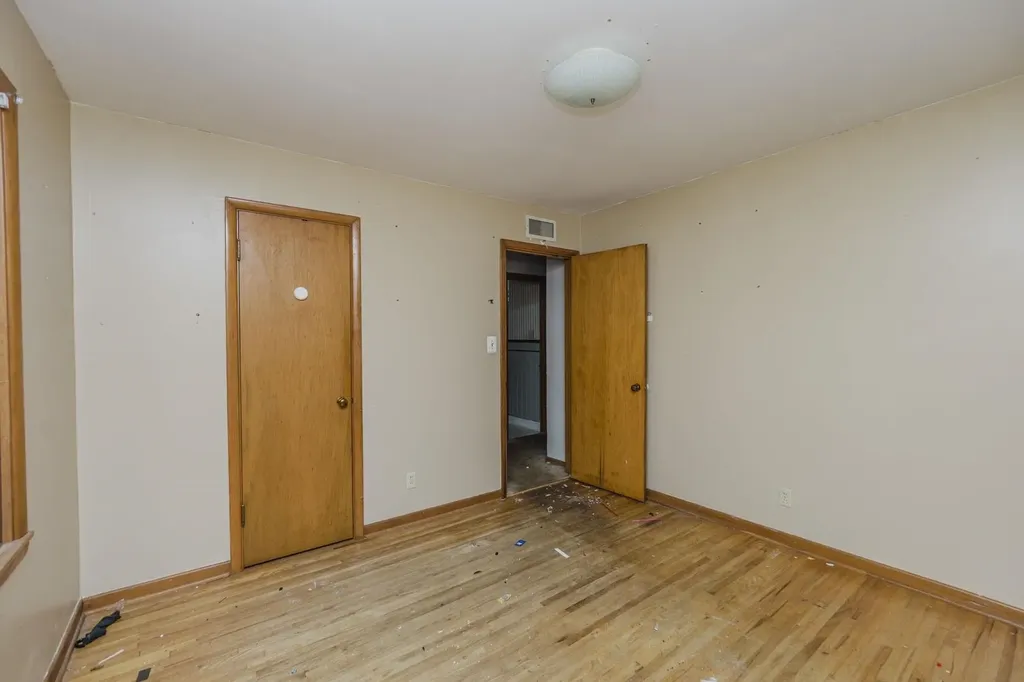 3807 Grail Wichita KS 67218