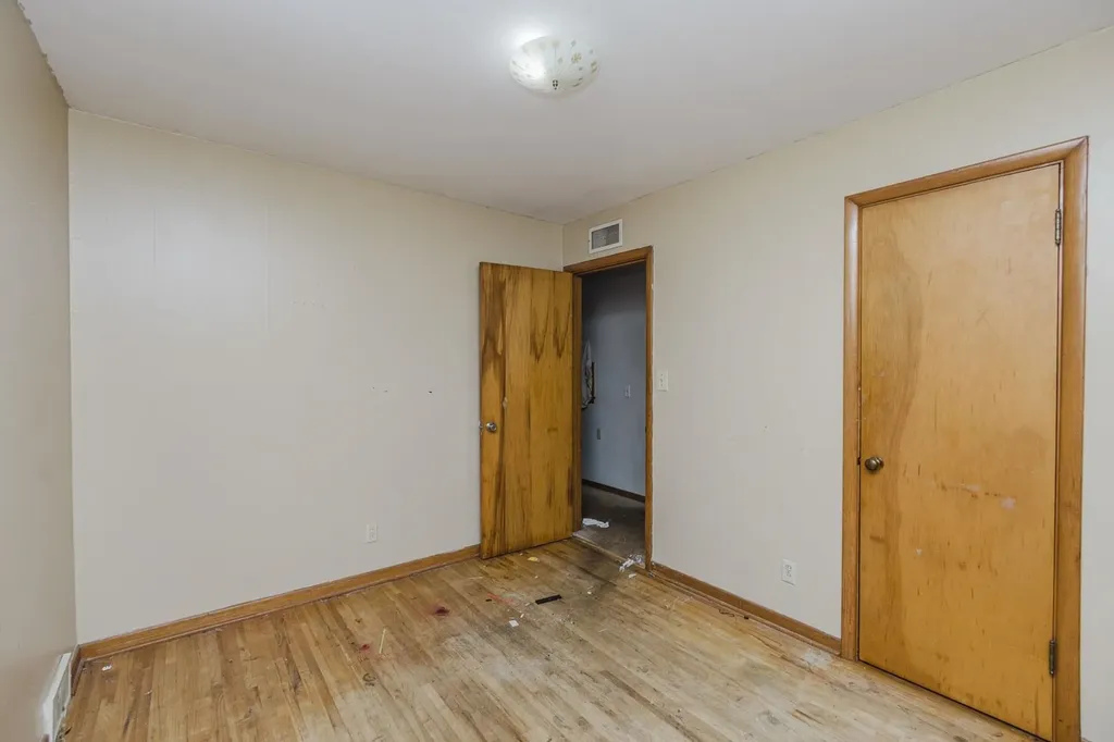 3807 Grail Wichita KS 67218