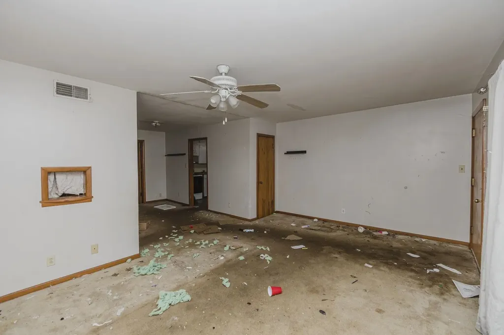3807 Grail Wichita KS 67218