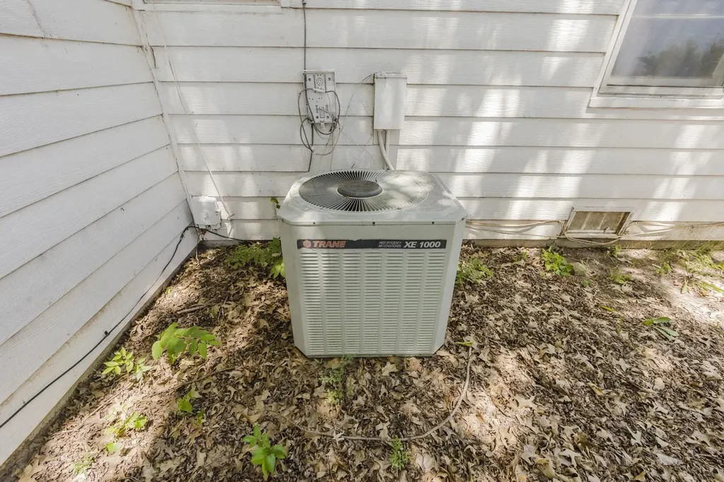 3807 Grail Wichita KS 67218