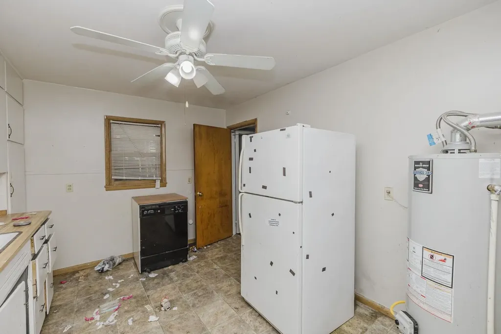 3807 Grail Wichita KS 67218