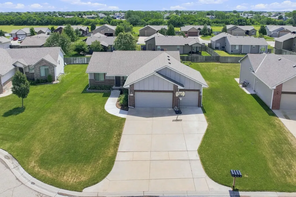 12718 W Grant Court Wichita KS 67235