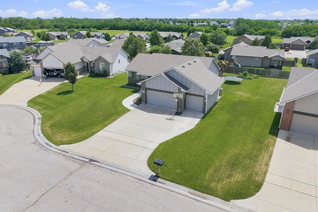 12718 W Grant Court Wichita KS 67235