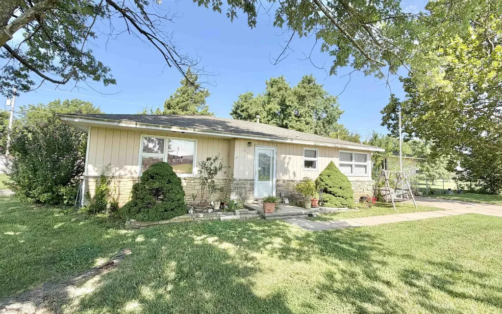 133 Tiffany Lane Eureka KS 67045