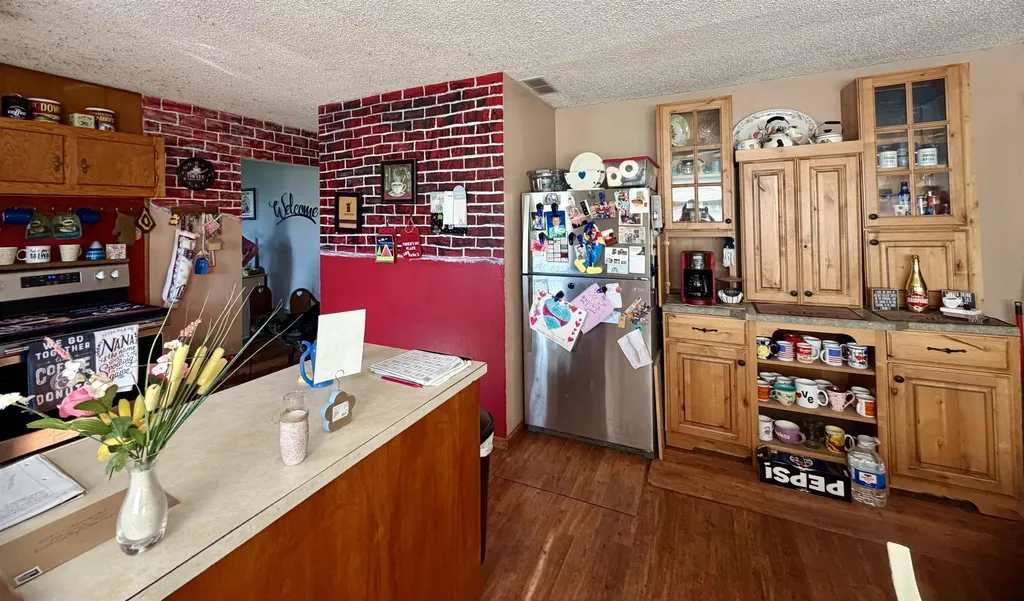 133 Tiffany Lane Eureka KS 67045