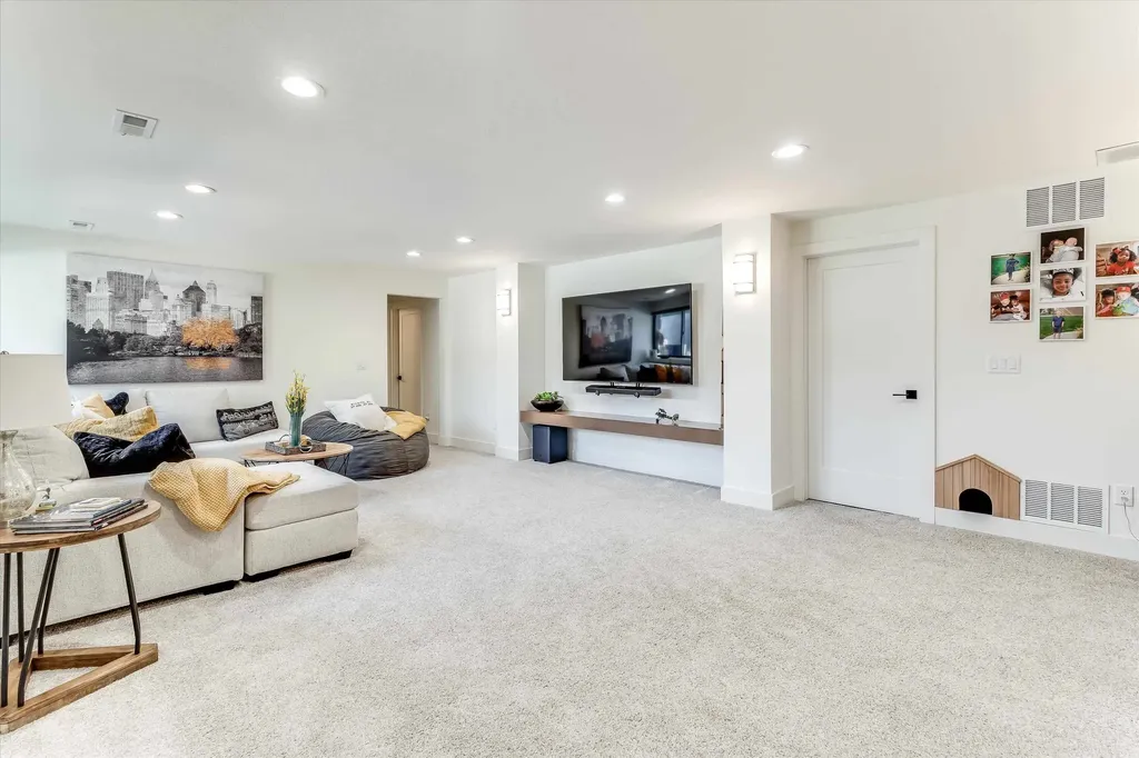 4508 N Sunny Circle Wichita KS 67205