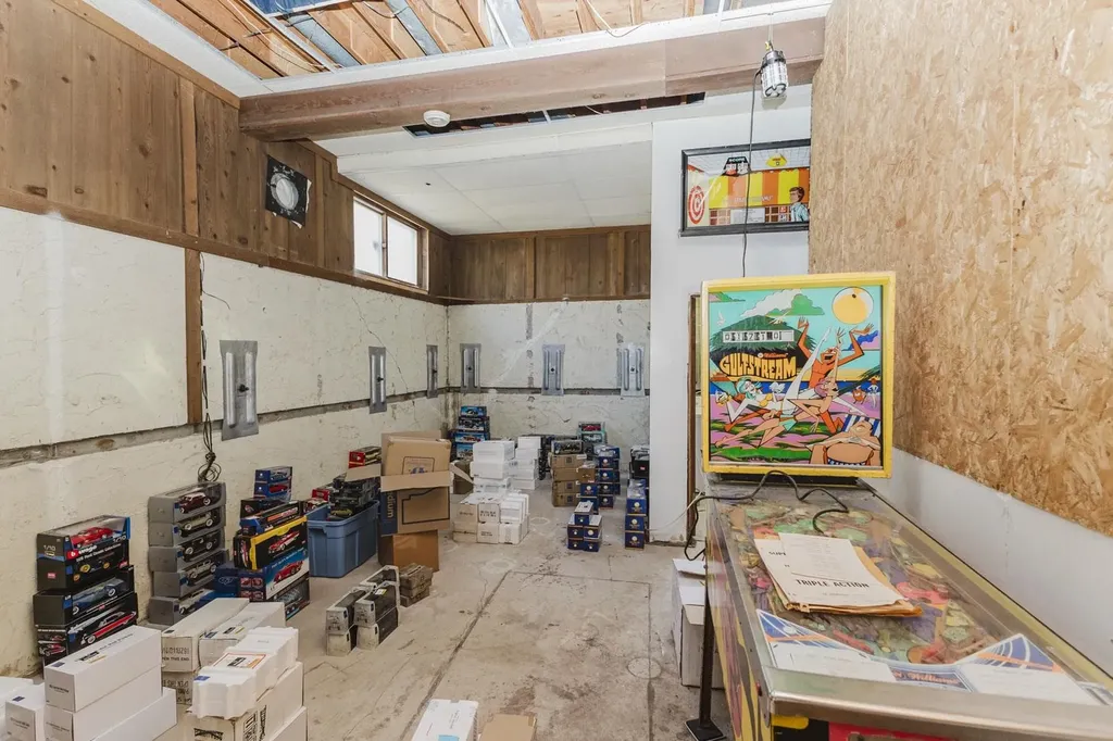 8606 E Cherry Creek Wichita KS 67207