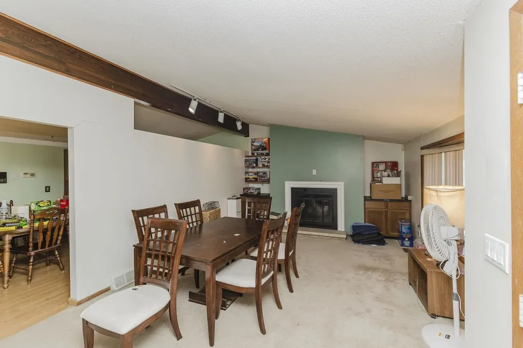 8606 E Cherry Creek Wichita KS 67207