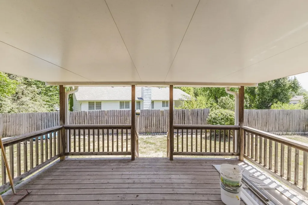 8606 E Cherry Creek Wichita KS 67207