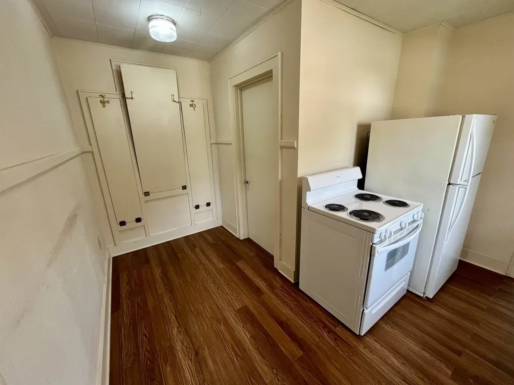 302 SW 3rd Newton KS 67114