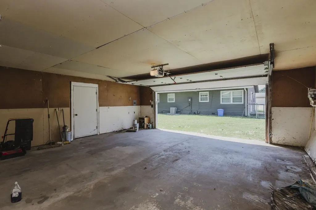 1920 E Idlewild Wichita KS 67216