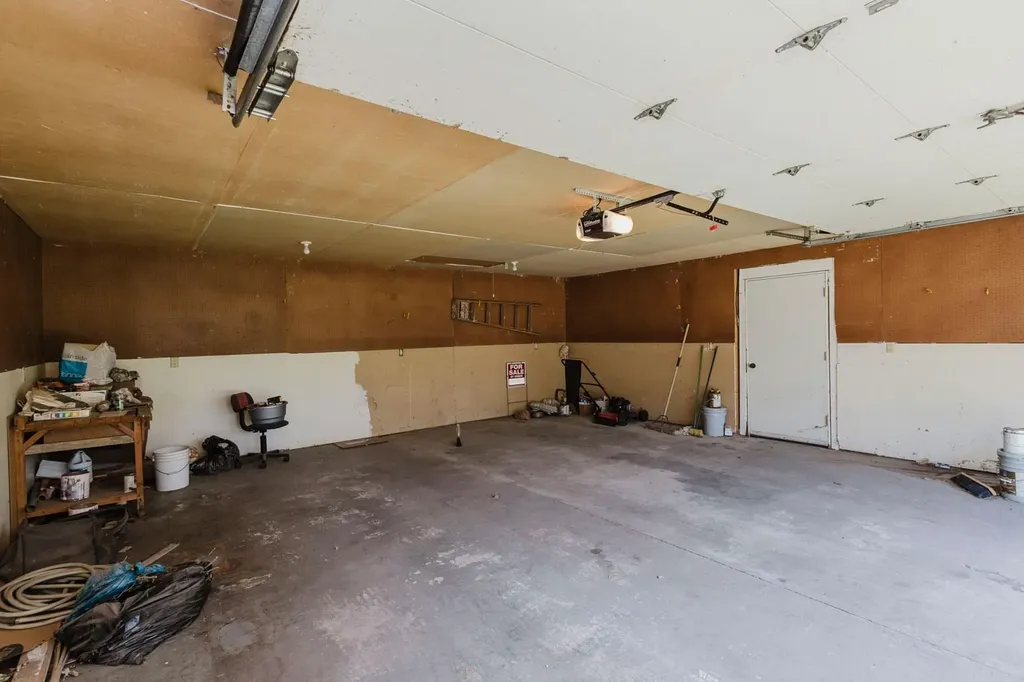 1920 E Idlewild Wichita KS 67216