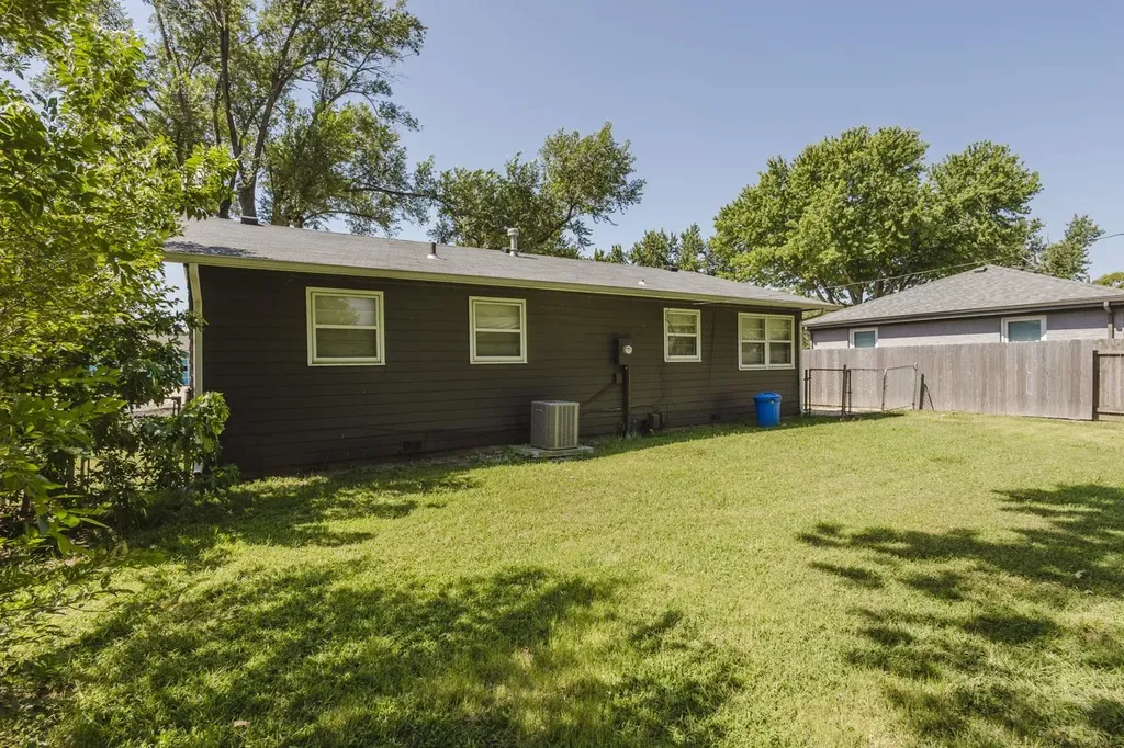 1920 E Idlewild Wichita KS 67216