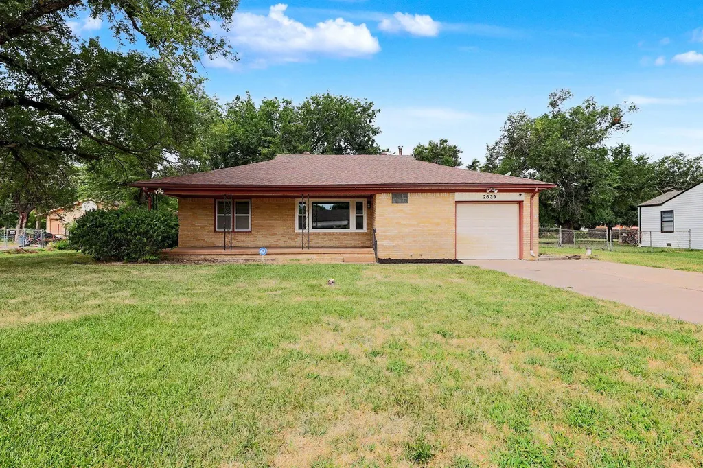 2639 N Clarence Wichita KS 67204