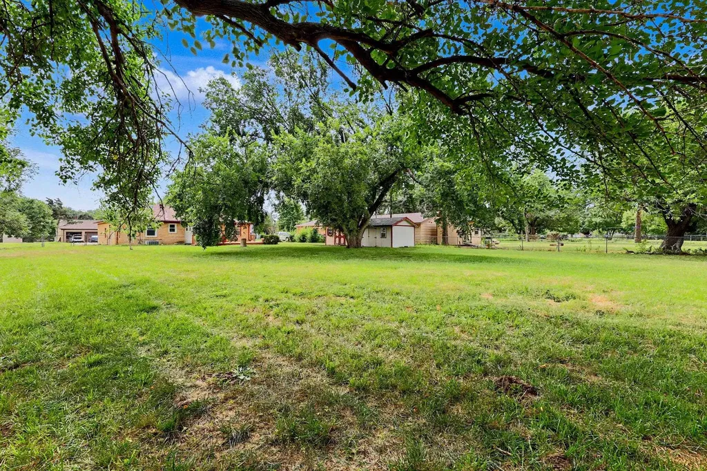 2639 N Clarence Wichita KS 67204