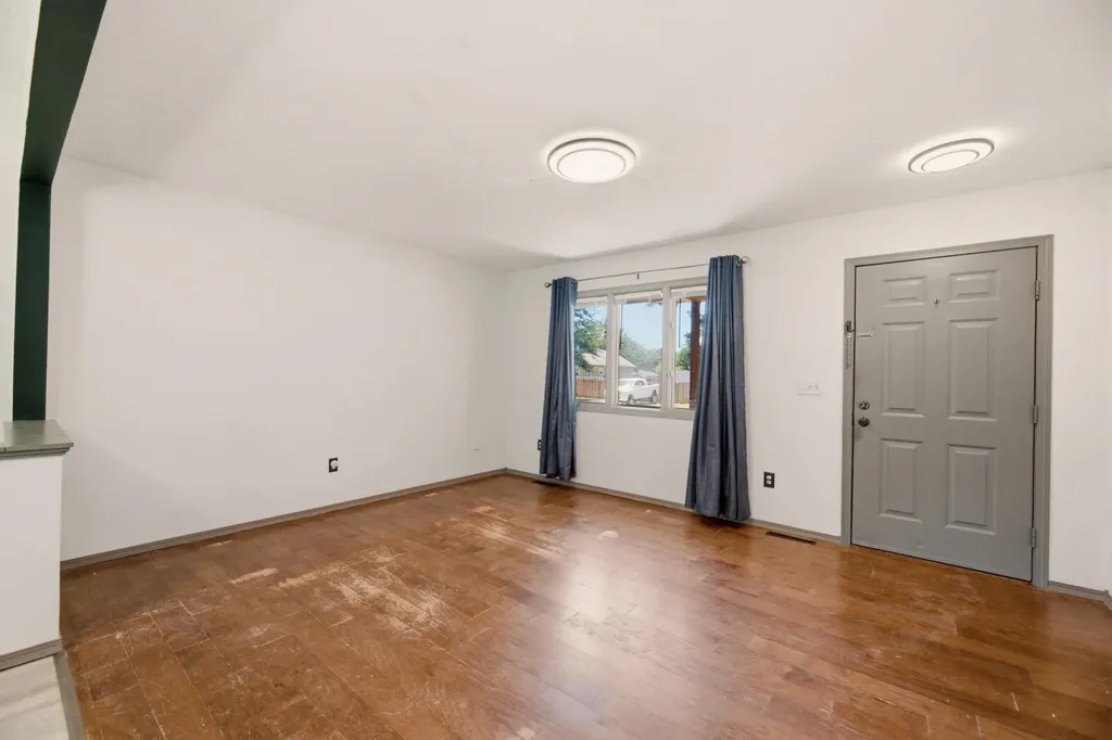 310 N Young Wichita KS 67212