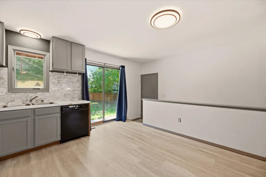 310 N Young Wichita KS 67212