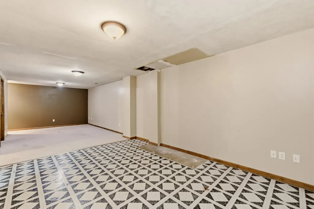 310 N Young Wichita KS 67212