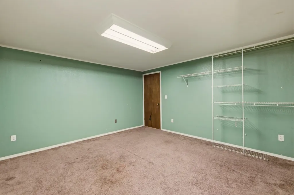 310 N Young Wichita KS 67212