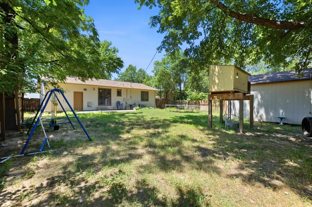 310 N Young Wichita KS 67212