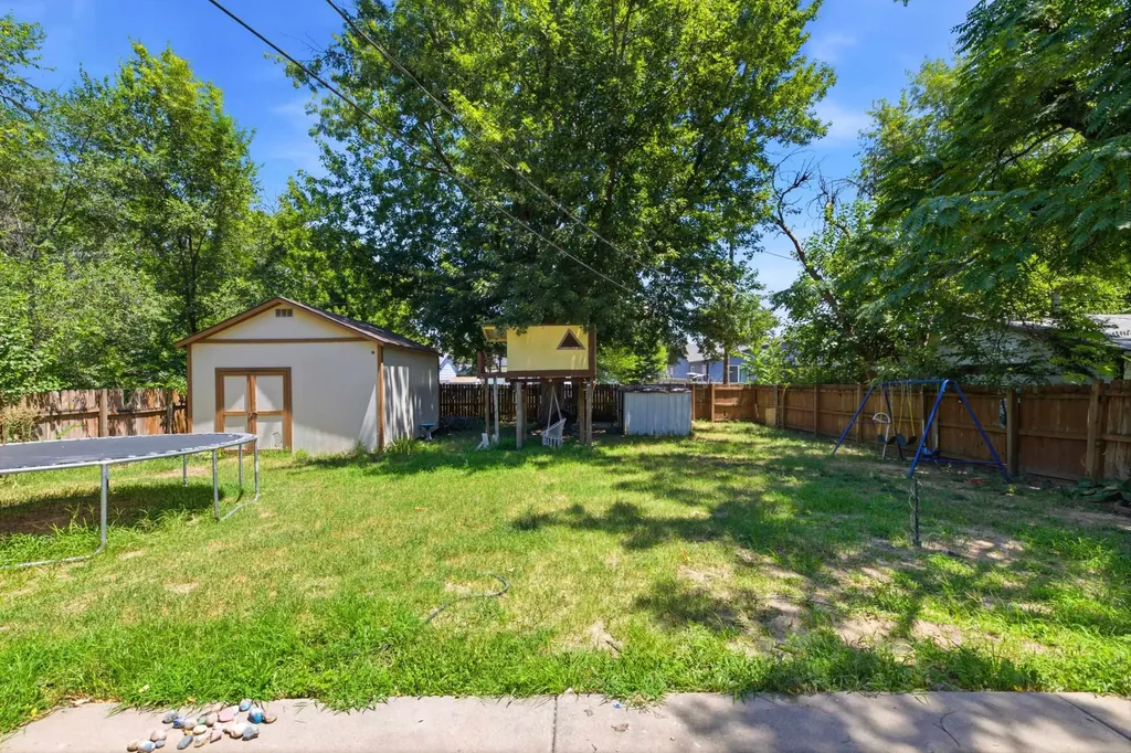 310 N Young Wichita KS 67212