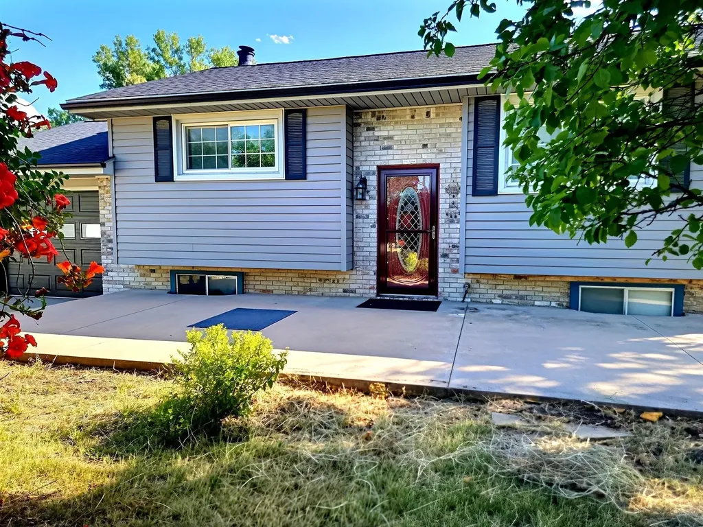 13027 SW 157th Terrace Rose Hill KS 67133