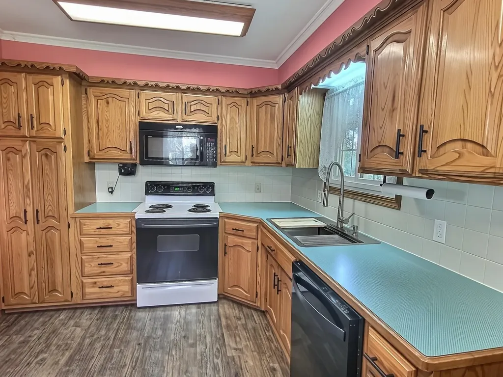 13027 SW 157th Terrace Rose Hill KS 67133