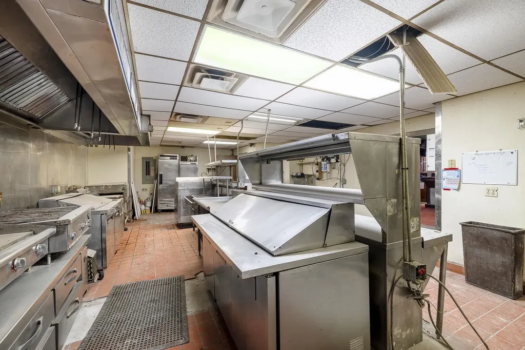 117 N Mosley Wichita KS 67202